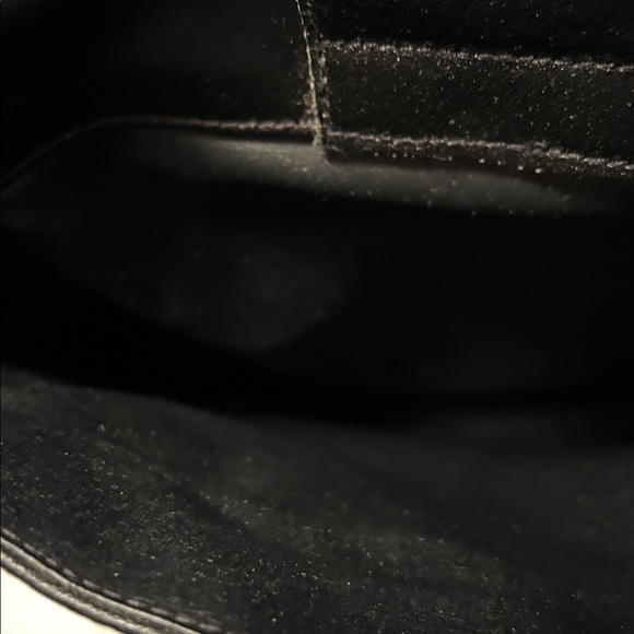 Vintage black leather satchel - Picture 4 of 5